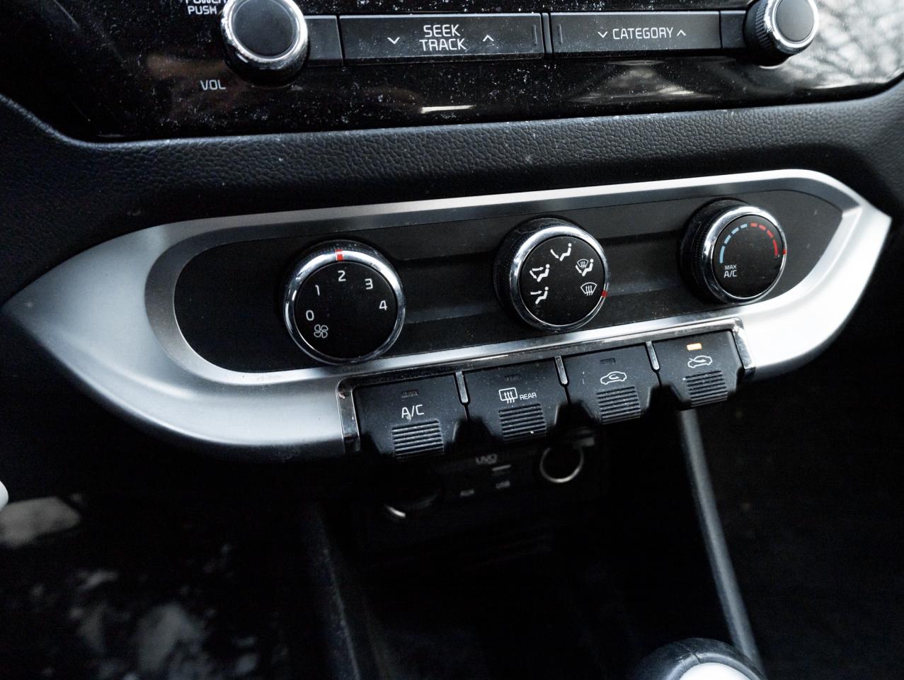 2017 Kia Rio 4dr Sdn Auto EX+ w-Sunroof   AS IS Photo