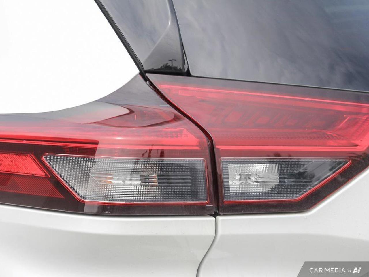 2025 Nissan Rogue SL   AWD   Apple CarPlay   Heated Seats   Remote S Photo