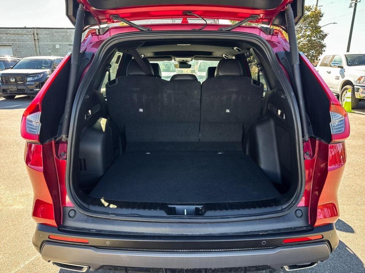 2023 Honda CR-V Hybrid Touring Photo