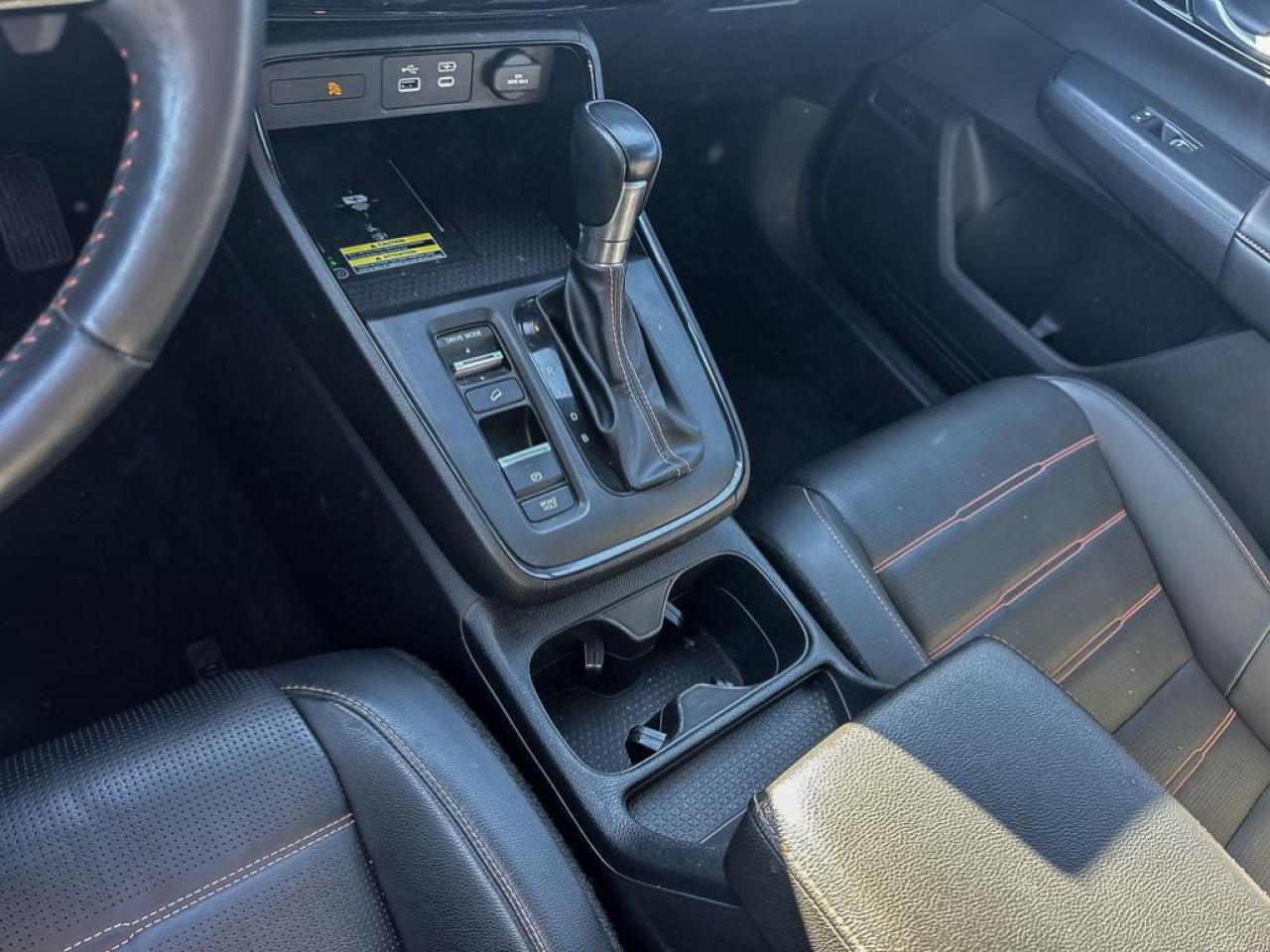 2023 Honda CR-V Hybrid Touring Photo