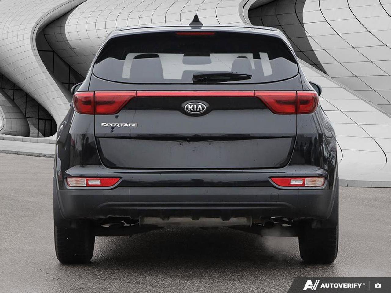 2018 Kia Sportage LX   Heated Seats   Apple CarPlay   Keyless Entry Photo4