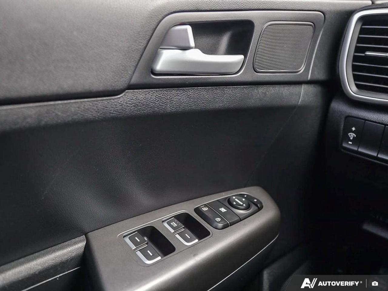 2018 Kia Sportage LX   Heated Seats   Apple CarPlay   Keyless Entry Photo