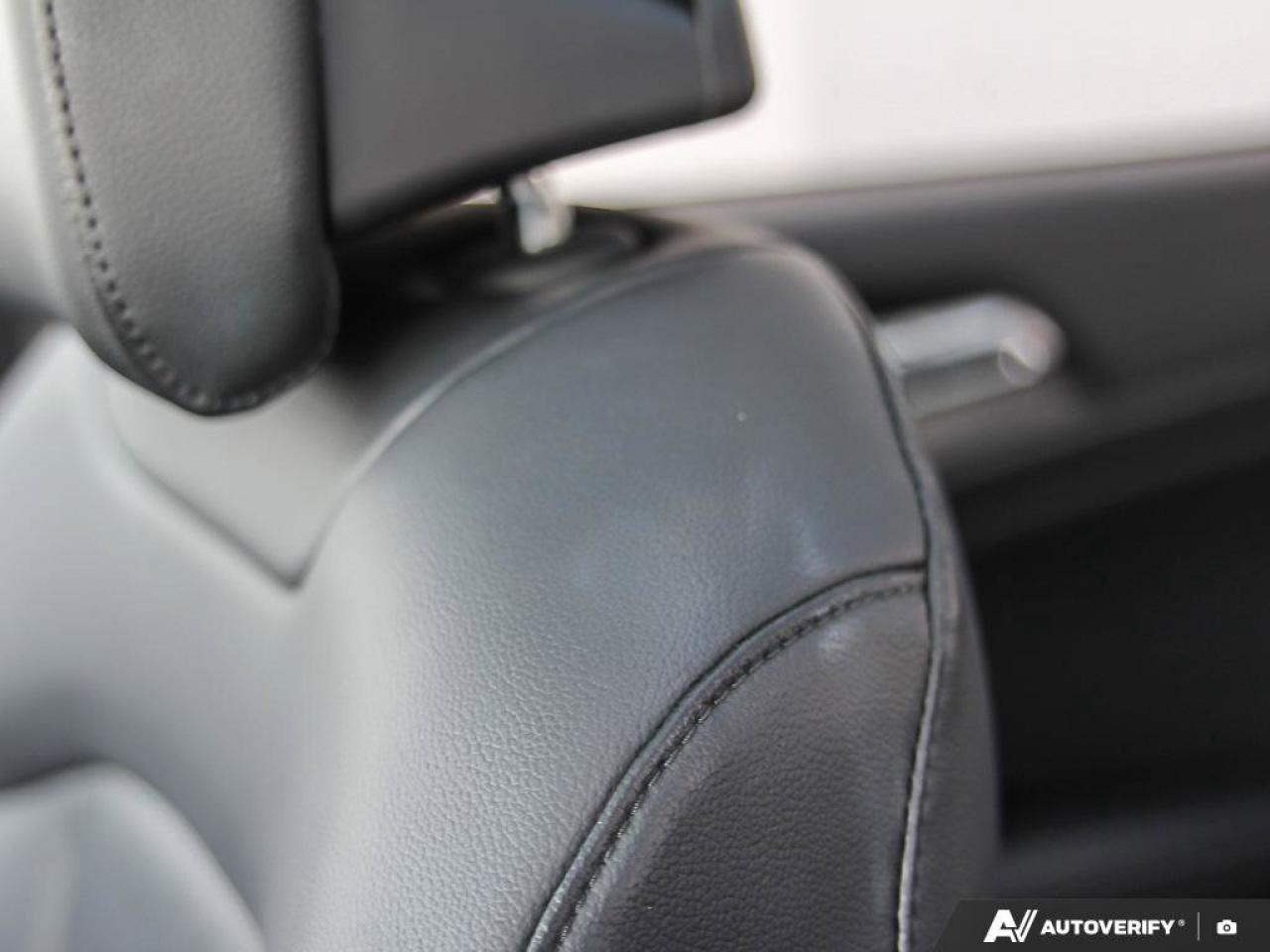 2023 Kia Sportage EX   Apple CarPlay   Backup Camera   Heated Seats Photo