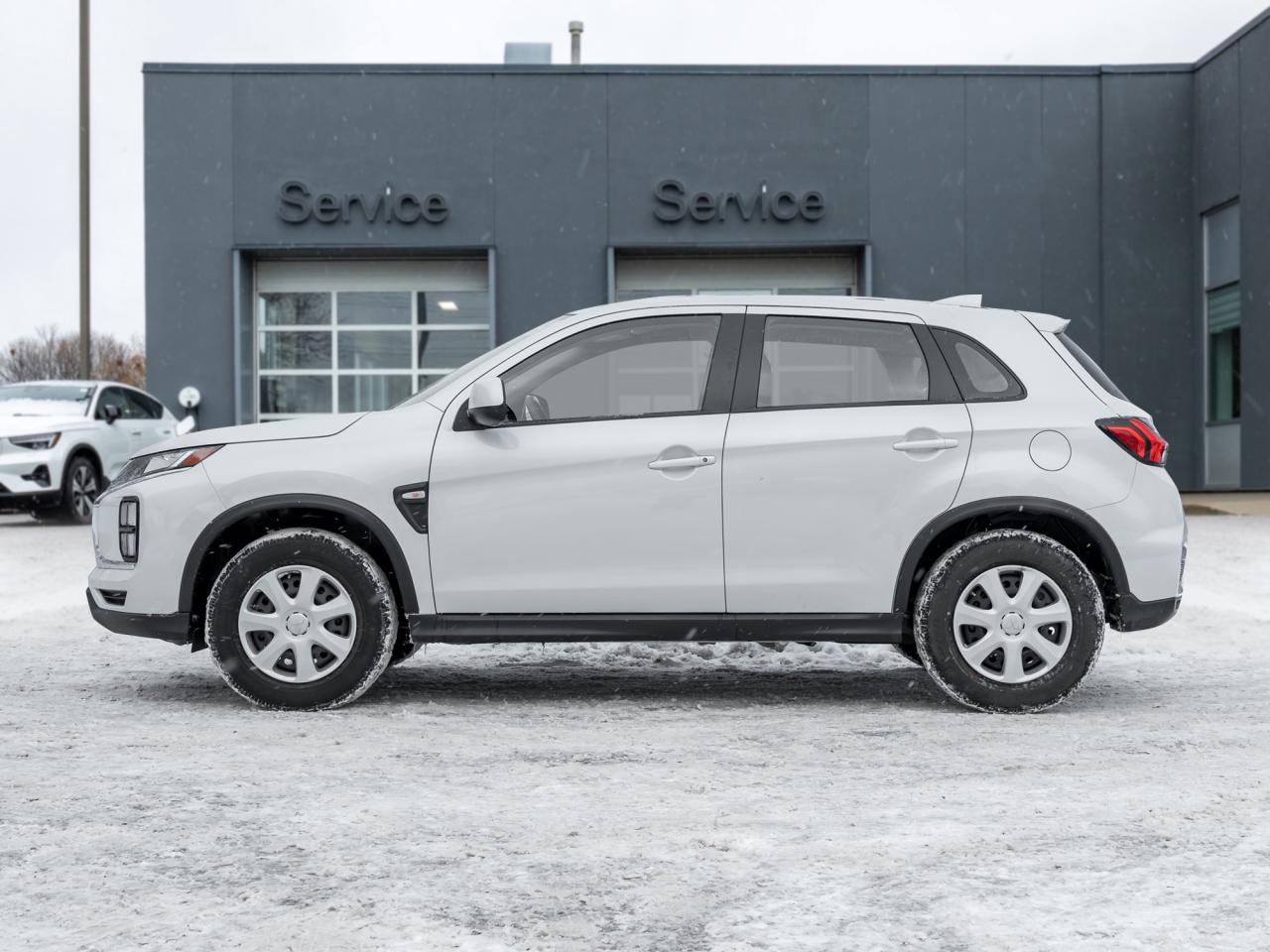 2022 Mitsubishi RVR ES FWD   CPO FINANCE RATES FOR AS LOW AS 0.90% Photo2