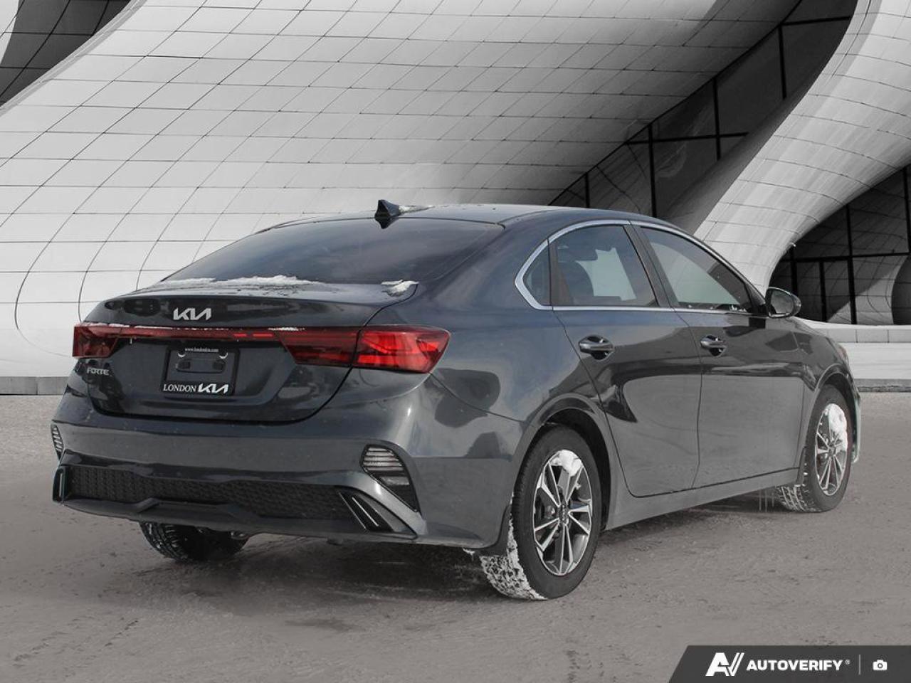 2022 Kia Forte EX Photo
