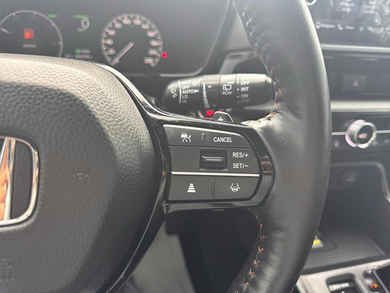 2025 Honda CR-V Hybrid Touring Photo