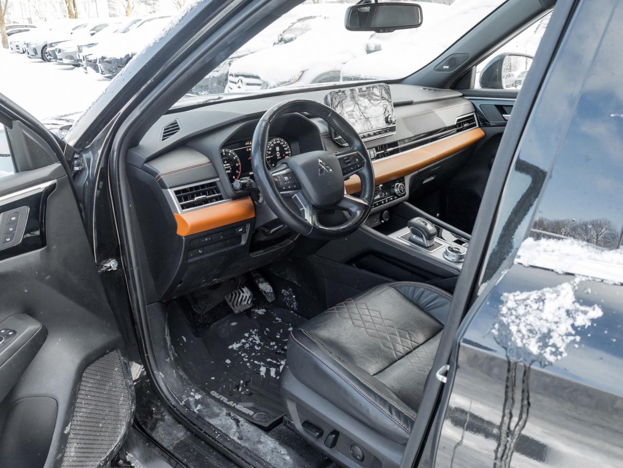 2022 Mitsubishi Outlander GT Premium S-AWC CPO FINANCE RATES FOR 0.90% Photo