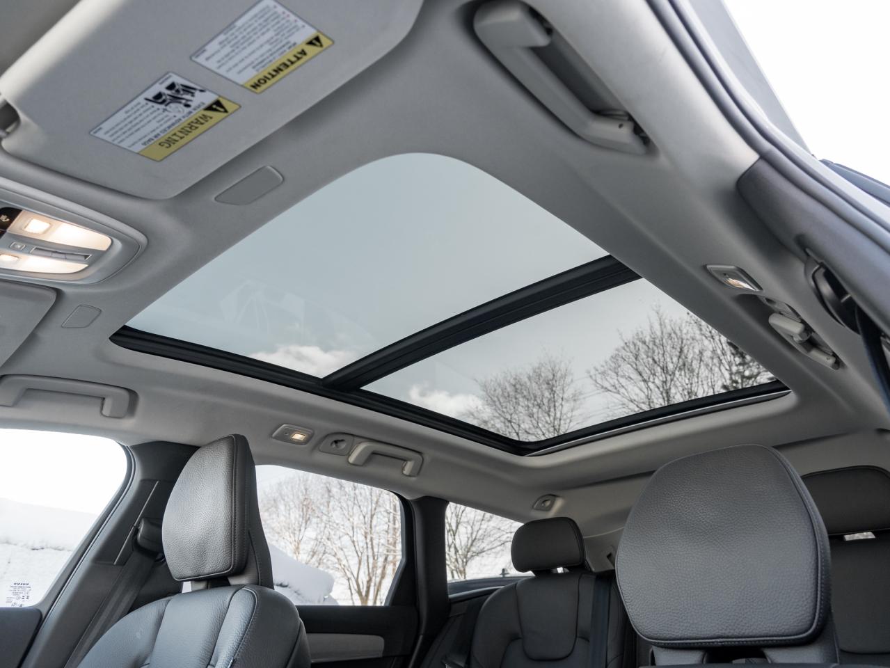 2025 Volvo V90 Cross Country B6 AWD Plus Photo