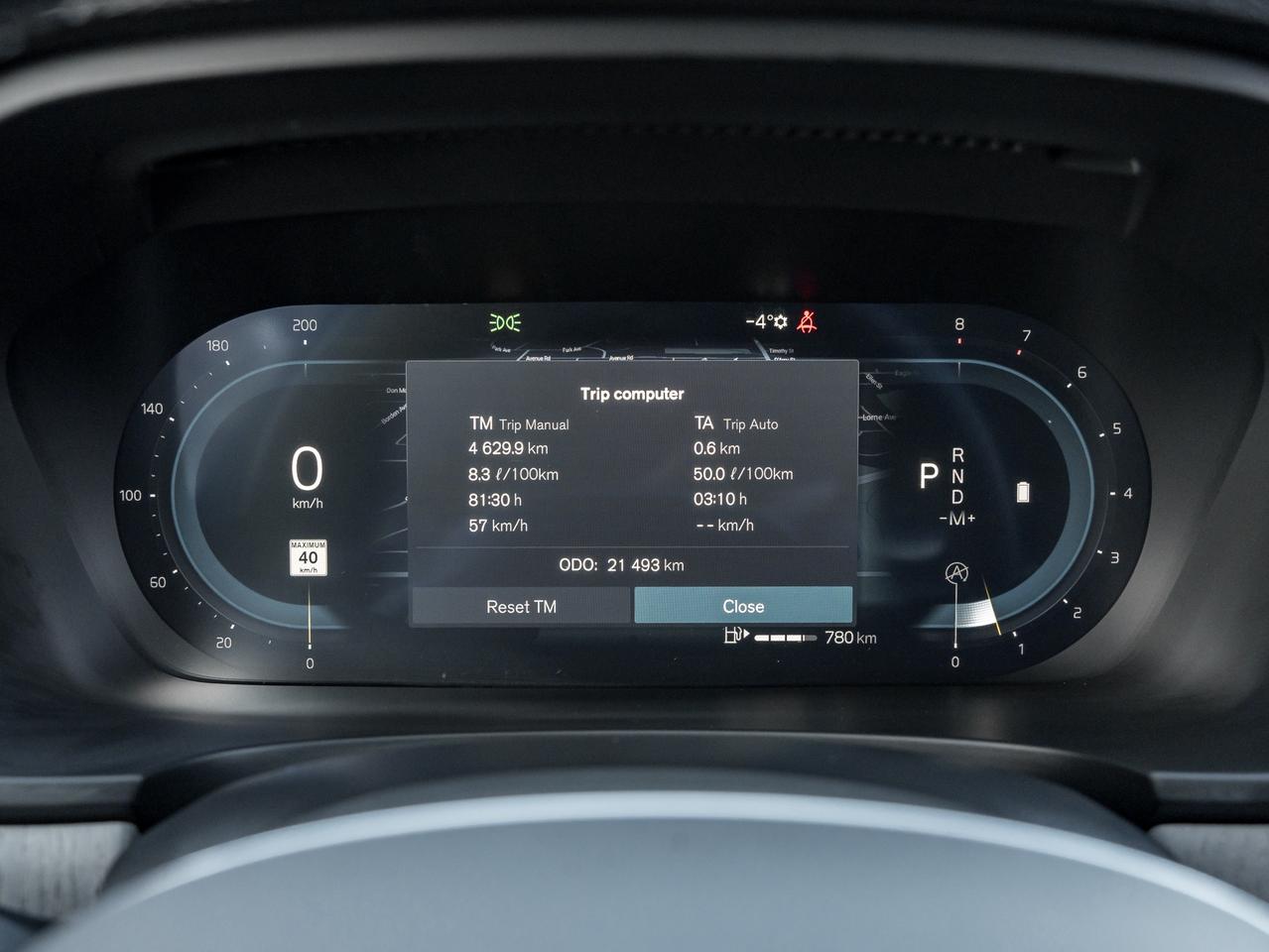 2025 Volvo V90 Cross Country B6 AWD Plus  STATION WAGON  CPO RATE FR 3.49%* Photo