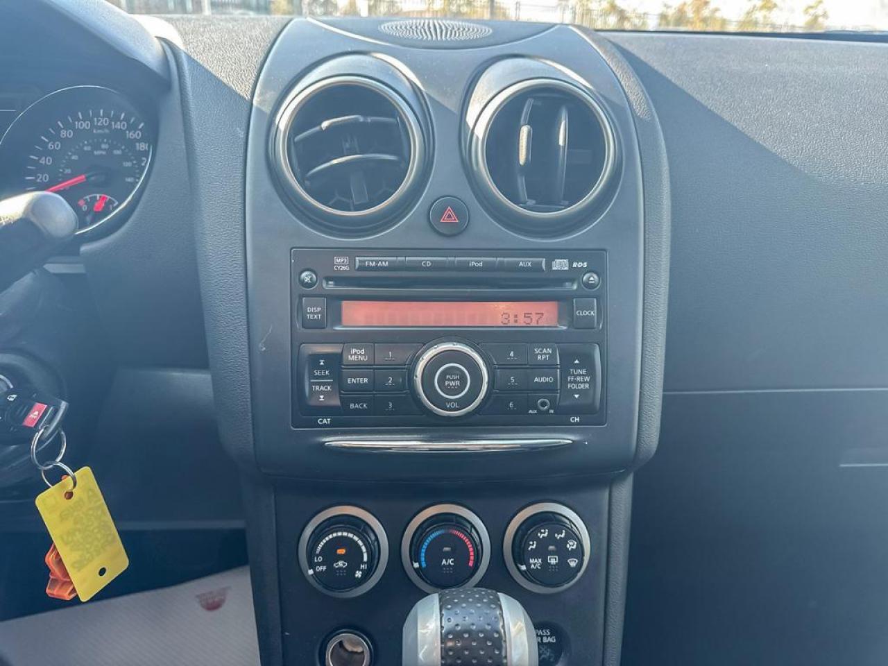 2012 Nissan Rogue S Photo