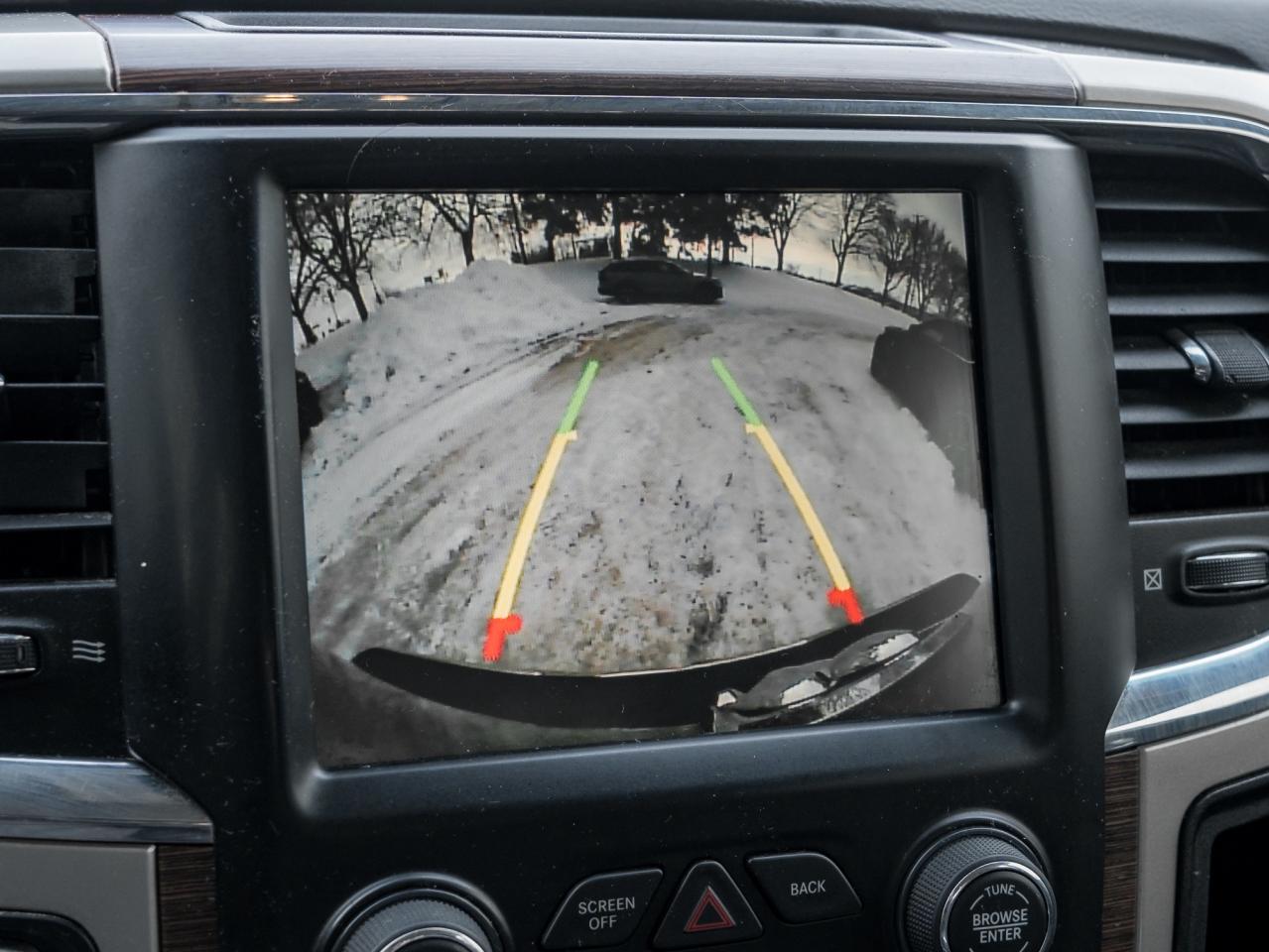 2015 RAM 1500 4WD Crew Cab Laramie ONE OWNER  NO ACIDENTS  AS IS Photo