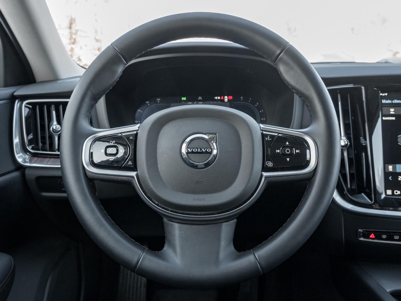 2025 Volvo V60 Cross Country B5 AWD PLUS  19" ALLOY WHEELS  CLIMATE PACK  CPO Photo