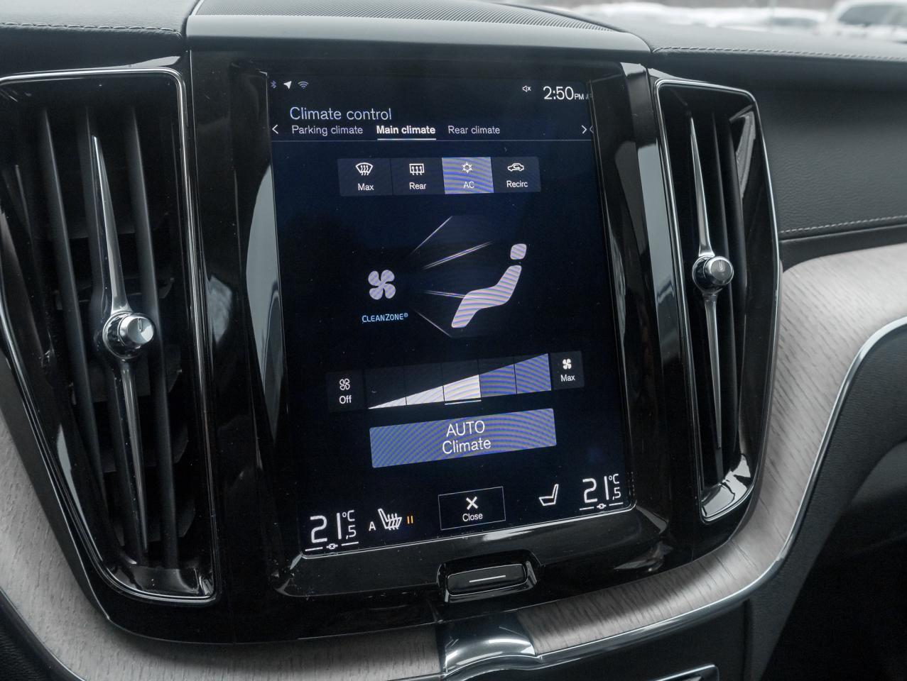 2018 Volvo XC60 T6 AWD Inscription  TRADE IN  SAFETY CERT  LOW KM Photo