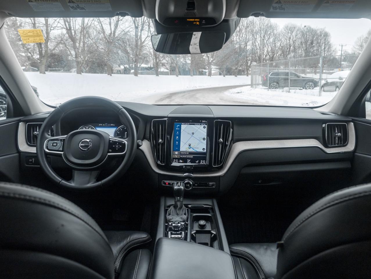 2018 Volvo XC60 T6 AWD Inscription  TRADE IN  SAFETY CERT  LOW KM Photo