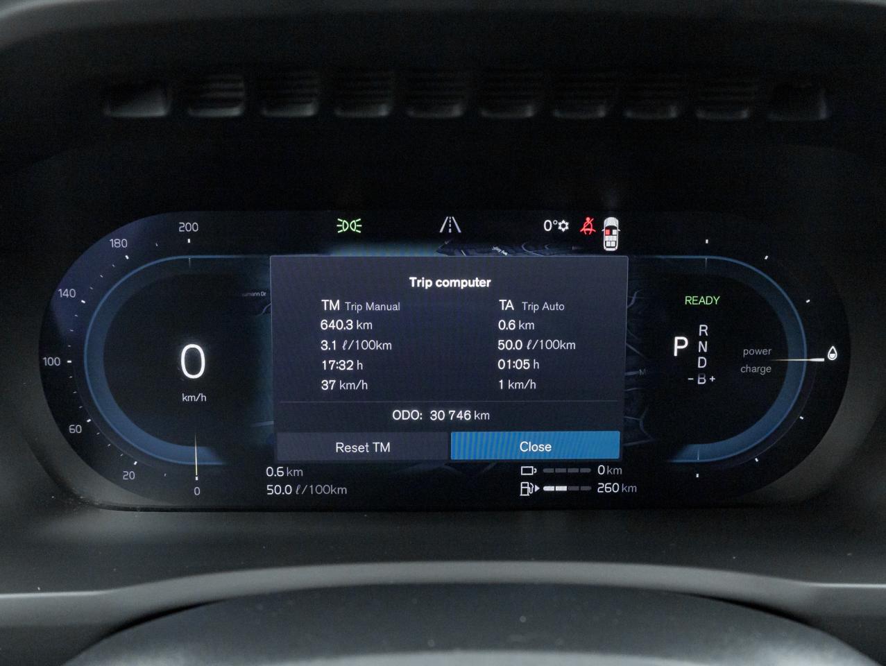 2024 Volvo XC90 Plug-In Hybrid T8 eAWD PHEV Core  OFF LEASE  CPO Photo