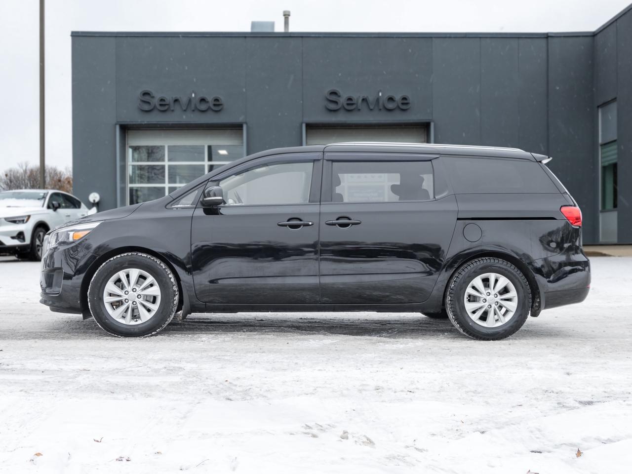 2018 Kia Sedona LX+ FWD   SAFETY CERTIFIED   MINIVAN 8 PASSENGER Photo2