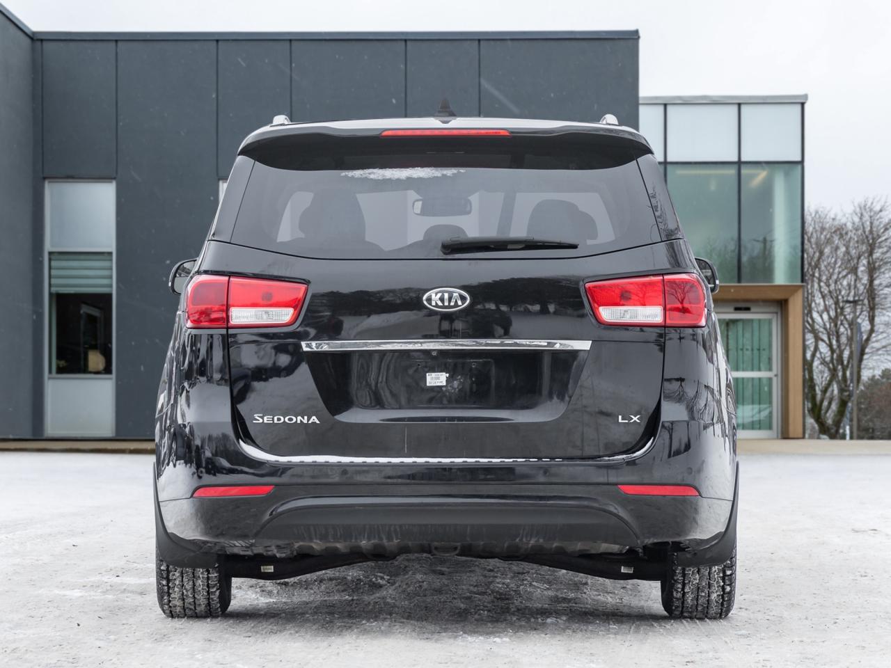 2018 Kia Sedona LX+ FWD   SAFETY CERTIFIED   MINIVAN 8 PASSENGER Photo