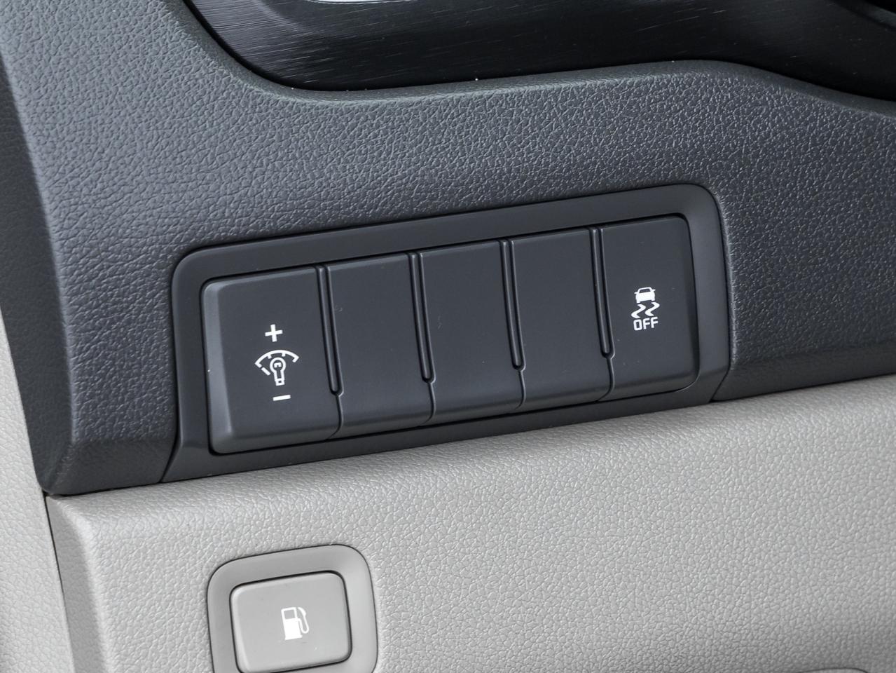 2018 Kia Sedona LX+ FWD   SAFETY CERTIFIED   MINIVAN 8 PASSENGER Photo