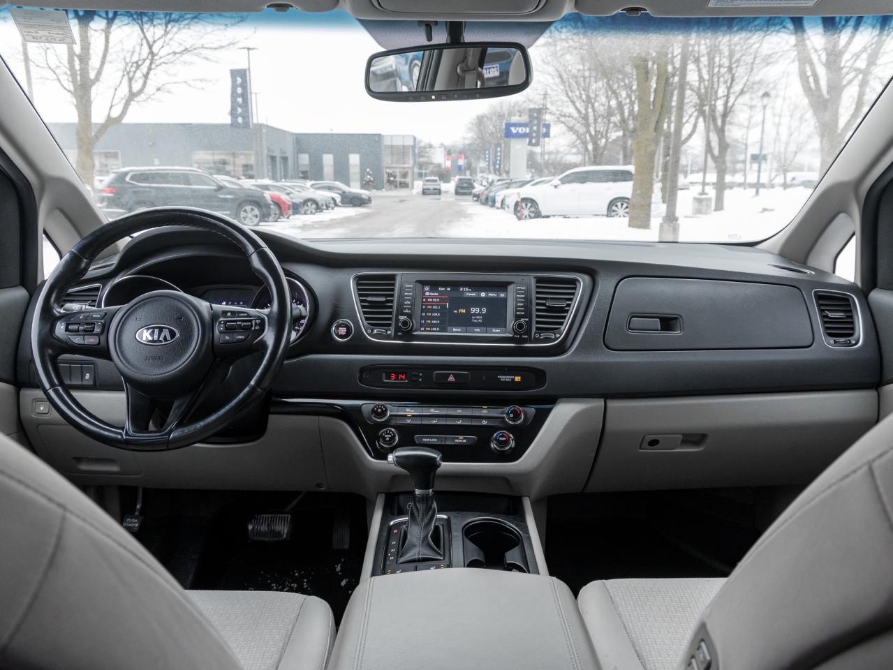 2018 Kia Sedona LX+ FWD   SAFETY CERTIFIED   MINIVAN 8 PASSENGER Photo