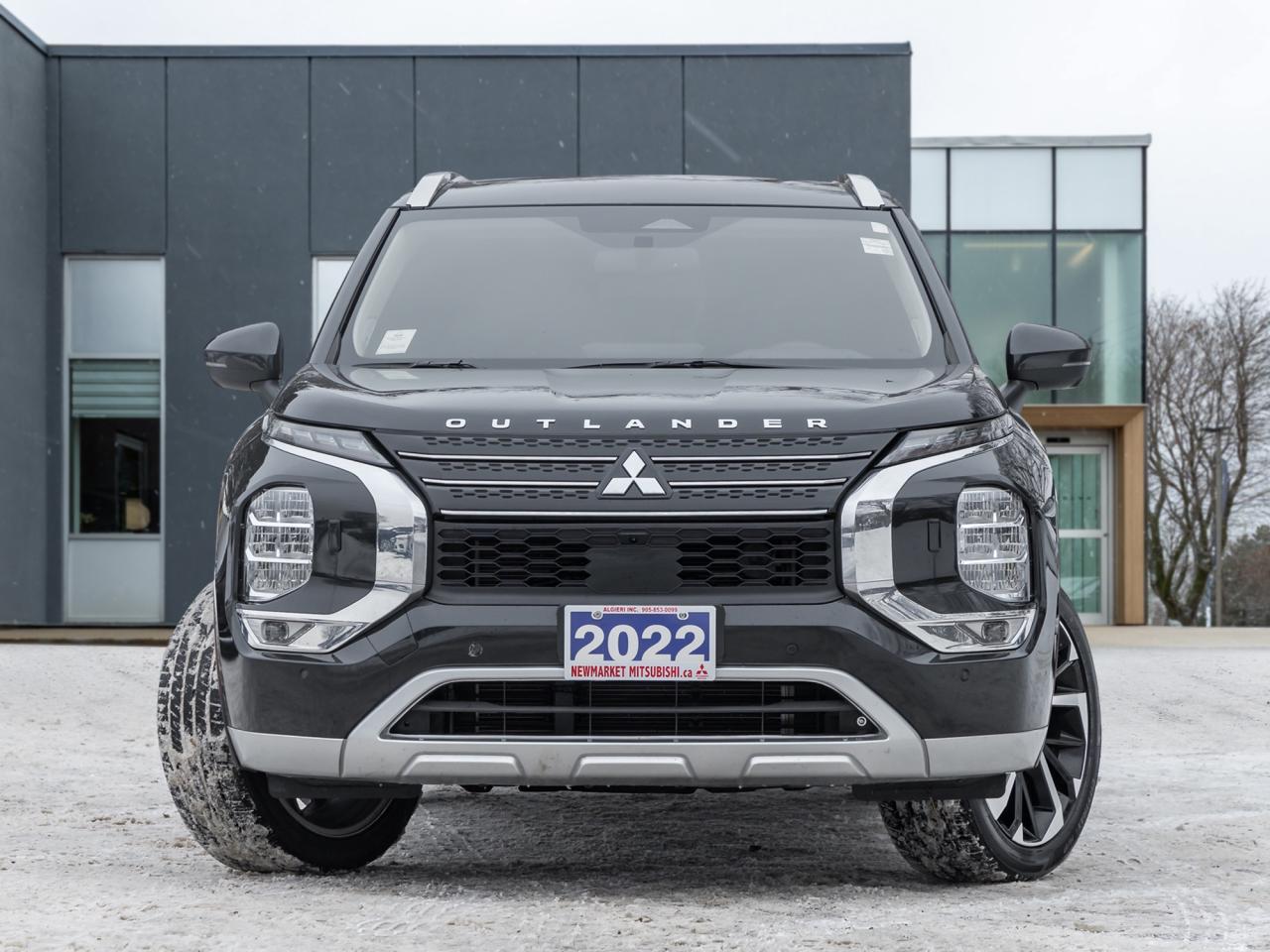 2022 Mitsubishi Outlander GT S-AWC   SAFETY CERTIFIED   BOSE SOUND SYSTEM Photo