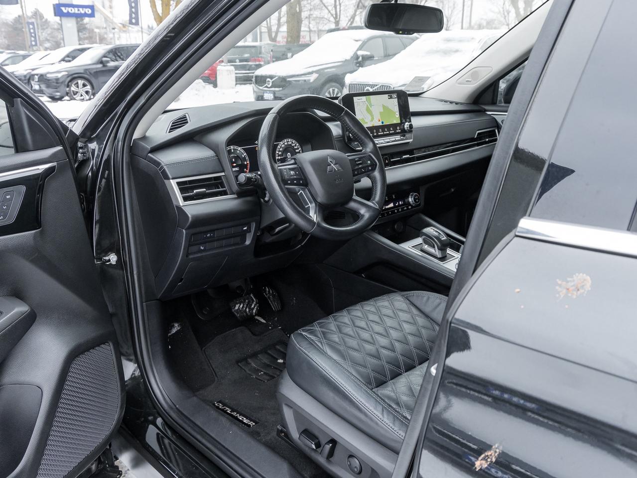 2022 Mitsubishi Outlander GT S-AWC   FINANCE RATES FOR AS LOW AS 6.99% Photo