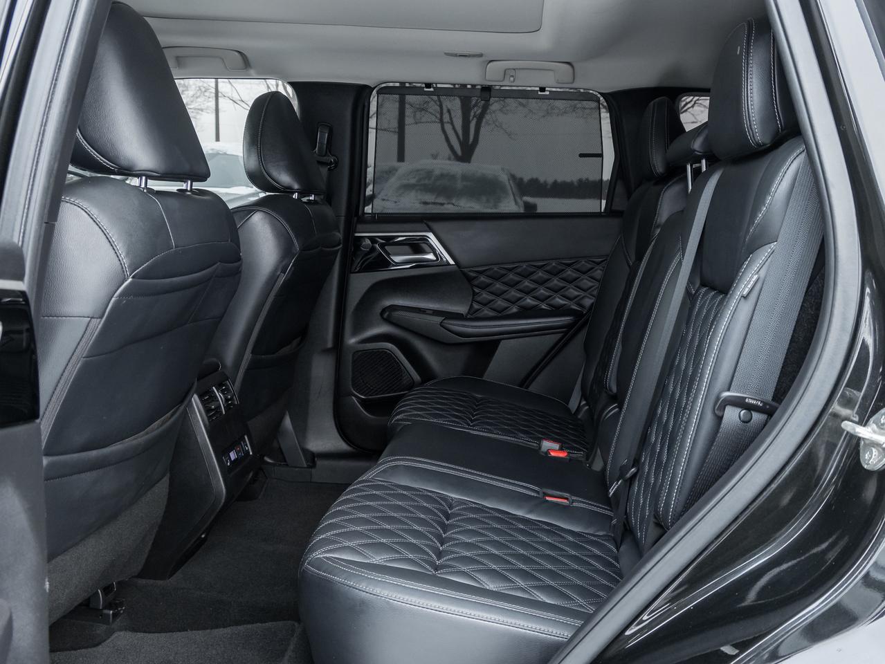 2022 Mitsubishi Outlander GT S-AWC   FINANCE RATES FOR AS LOW AS 6.99% Photo