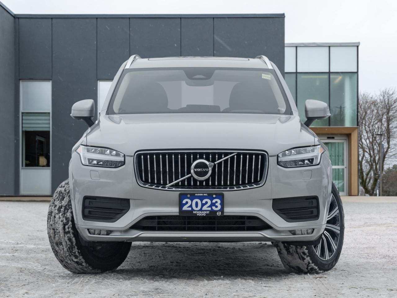 2023 Volvo XC90 B6 AWD Core 7-Seater  OFF LEASE ONE OWNER CPO Photo