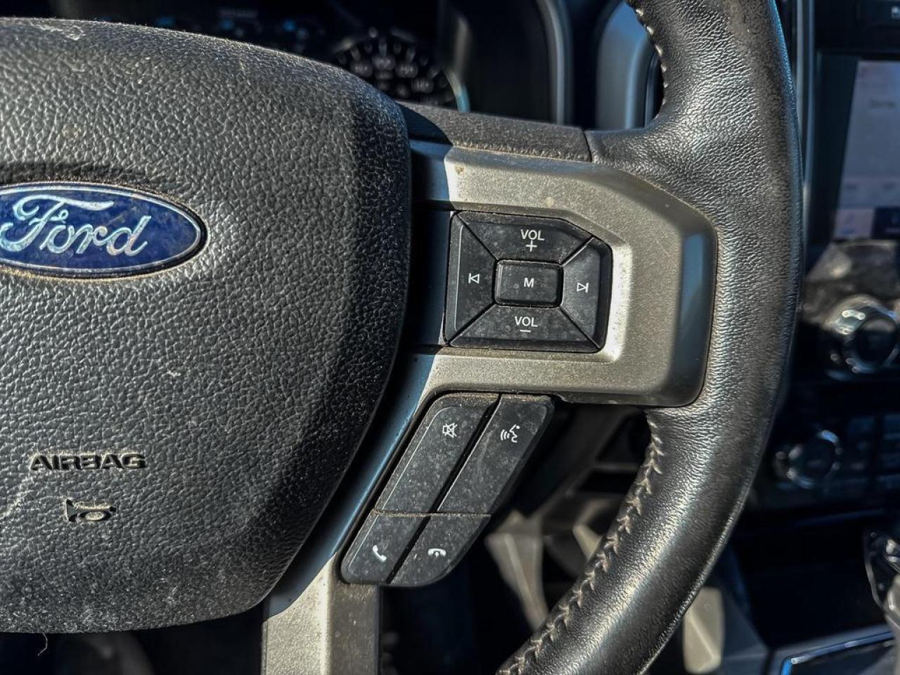 2020 Ford F-150 Lariat Photo