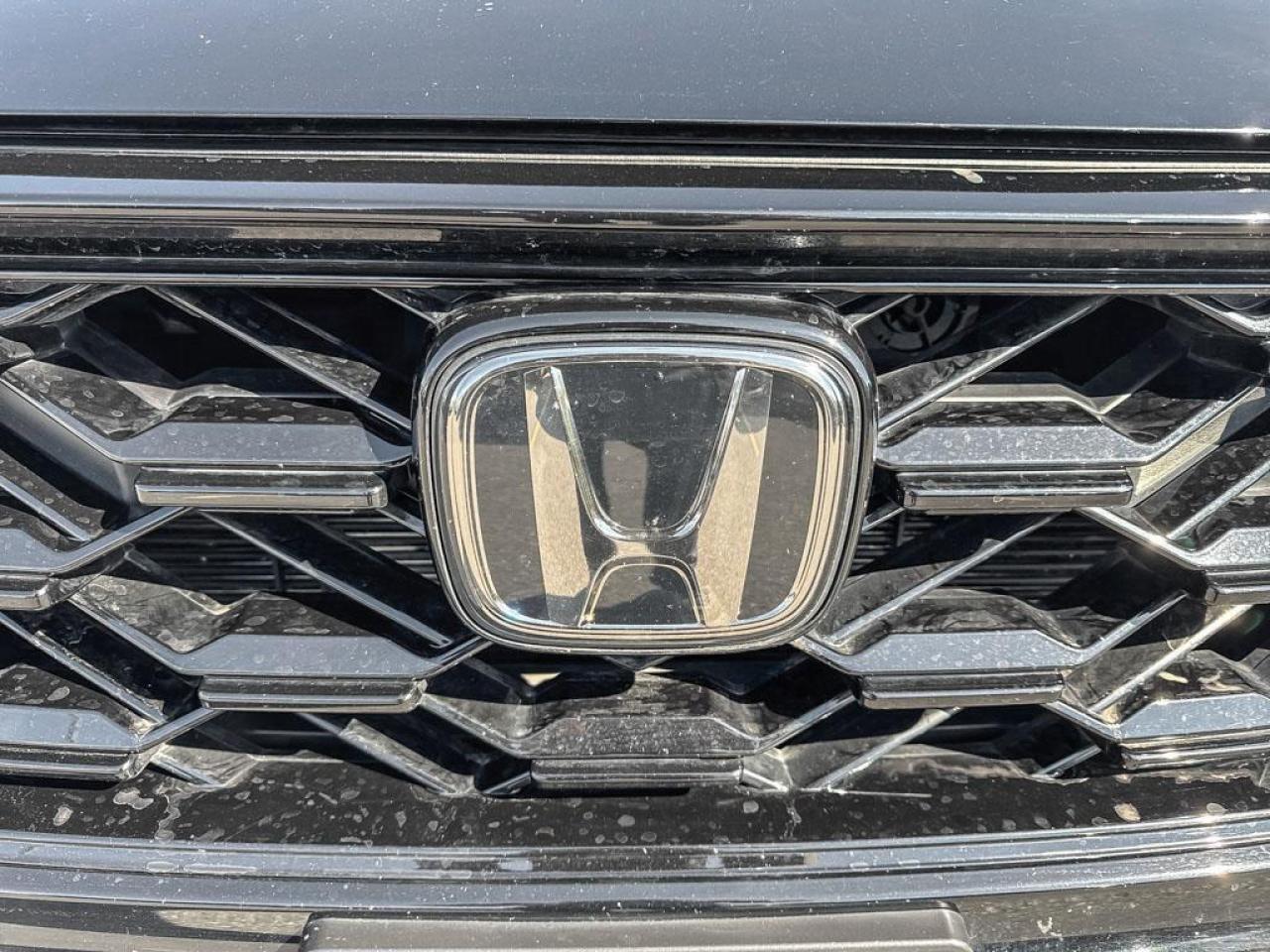 2024 Honda CR-V Hybrid Touring Photo