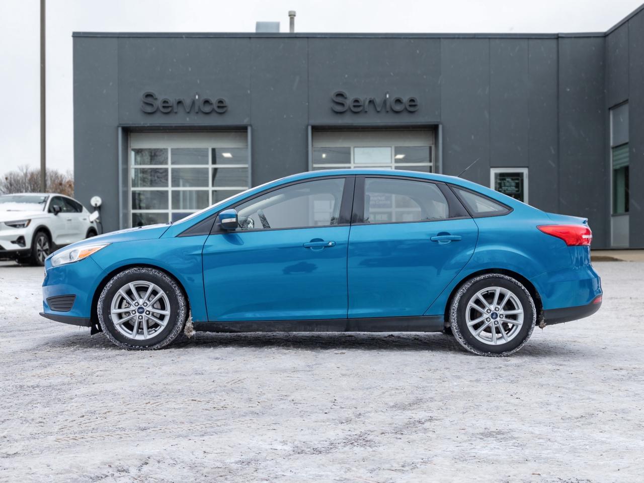 2016 Ford Focus 4dr Sdn SE   AS IS Photo2