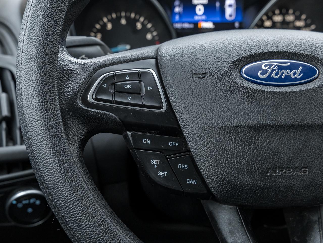 2016 Ford Focus 4dr Sdn SE   AS IS Photo