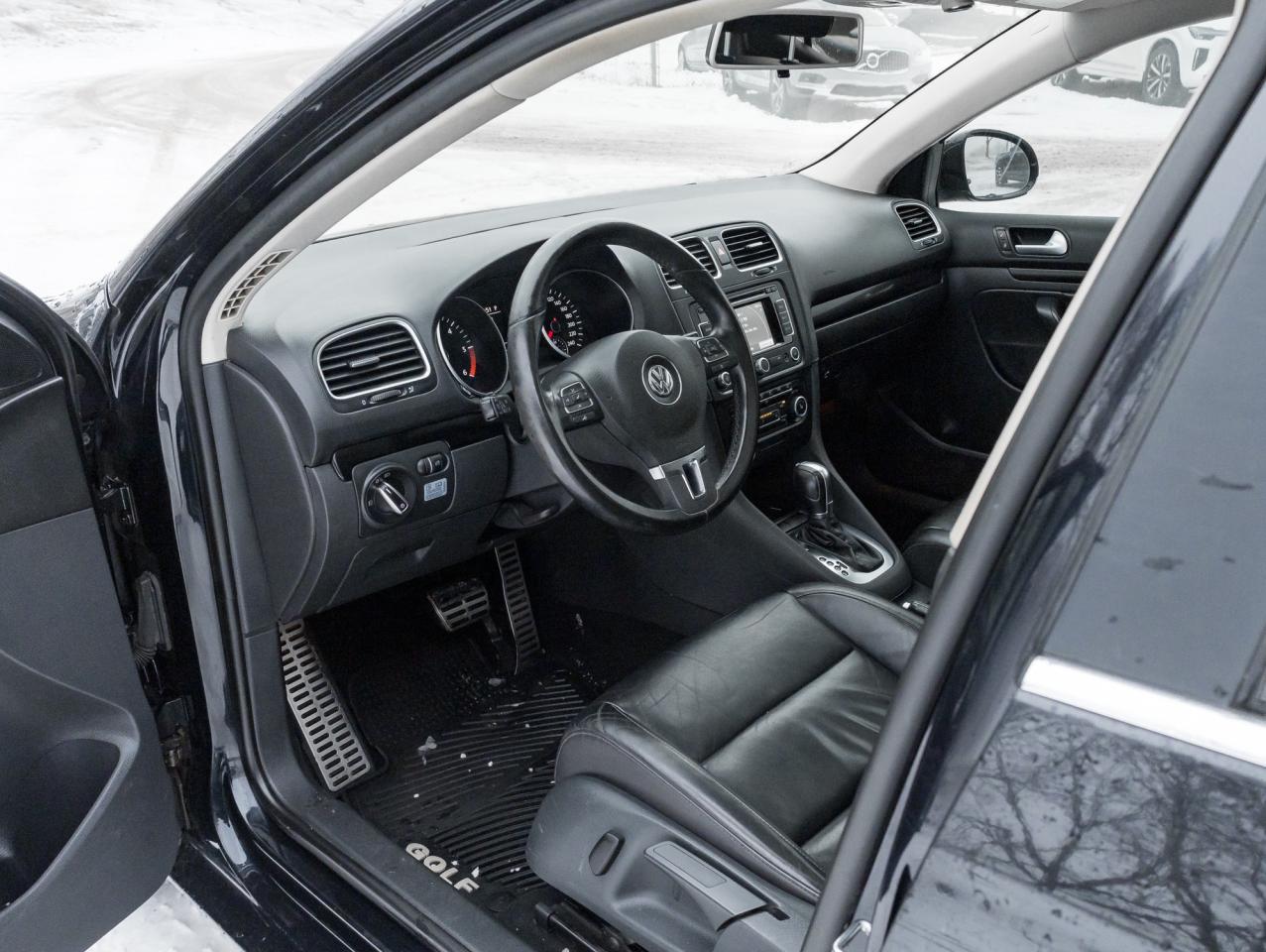 2014 Volkswagen Golf Wagon 4dr TDI DSG Wolfsburg Edition   AS IS Photo