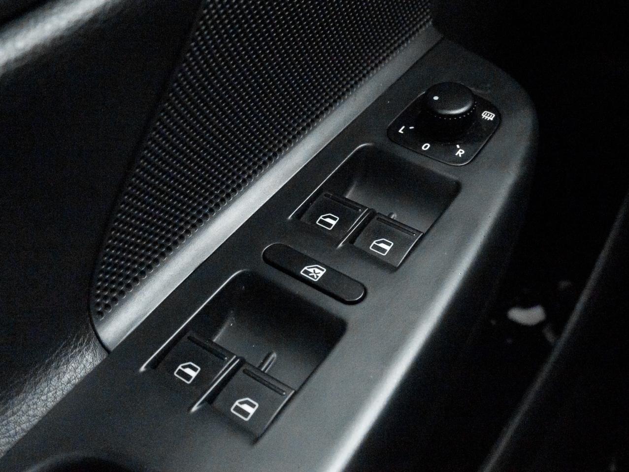 2014 Volkswagen Golf Wagon 4dr TDI DSG Wolfsburg Edition   AS IS Photo