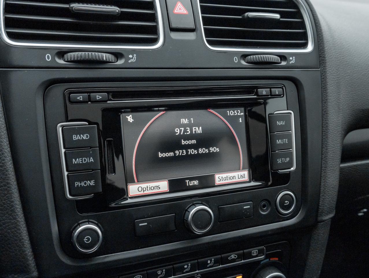 2014 Volkswagen Golf Wagon 4dr TDI DSG Wolfsburg Edition   AS IS Photo