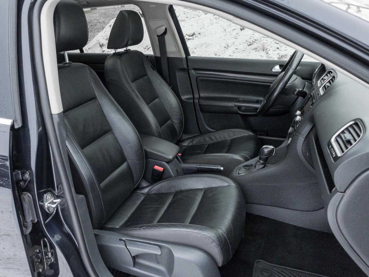 2014 Volkswagen Golf Wagon 4dr TDI DSG Wolfsburg Edition   AS IS Photo