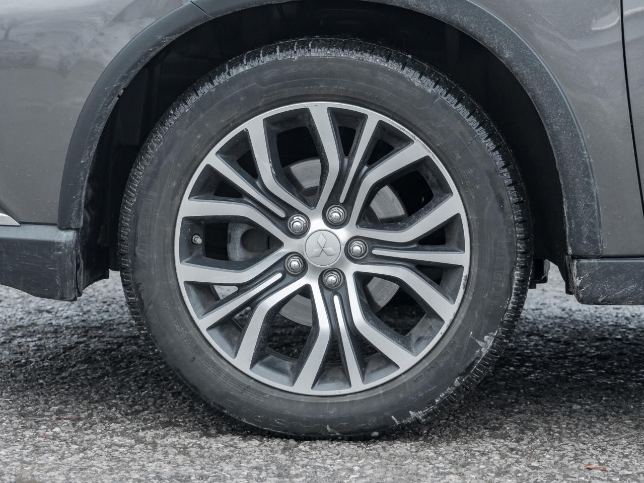 2017 Mitsubishi Outlander AWC 4dr GT ONE OWNER ACCIDENT FREE SAFETY CERTIFIE Photo