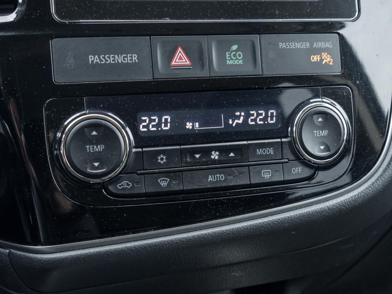 2017 Mitsubishi Outlander AWC 4dr GT ONE OWNER ACCIDENT FREE SAFETY CERTIFIE Photo