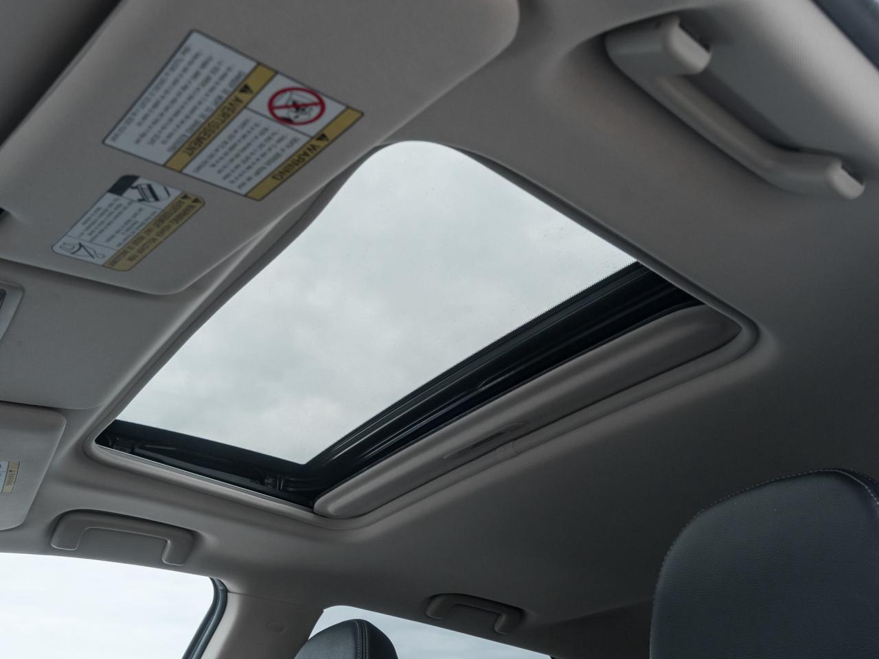 2017 Mitsubishi Outlander AWC 4dr GT ONE OWNER ACCIDENT FREE SAFETY CERTIFIE Photo