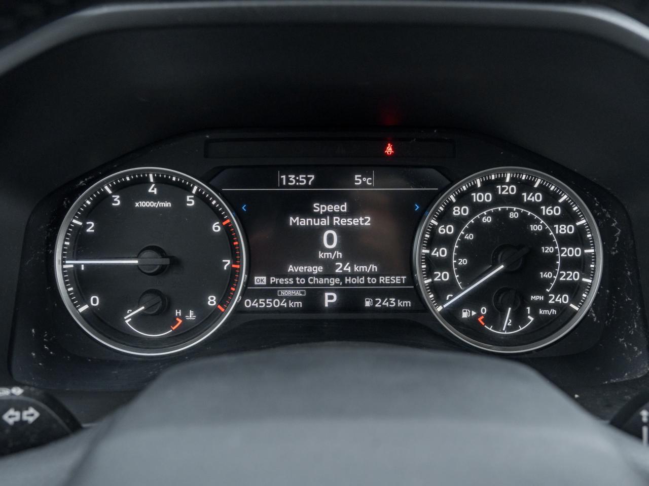 2022 Mitsubishi Outlander SE S-AWC   ONE OWNER   SAFETY CERTIFIED   LOW KM Photo