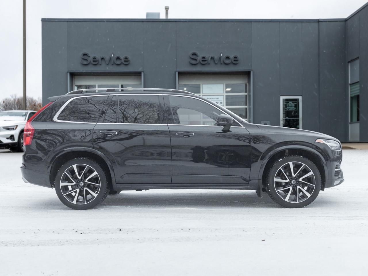 2019 Volvo XC90 T6 AWD Momentum PLUS  TRADE IN  SAFETY CERT Photo4