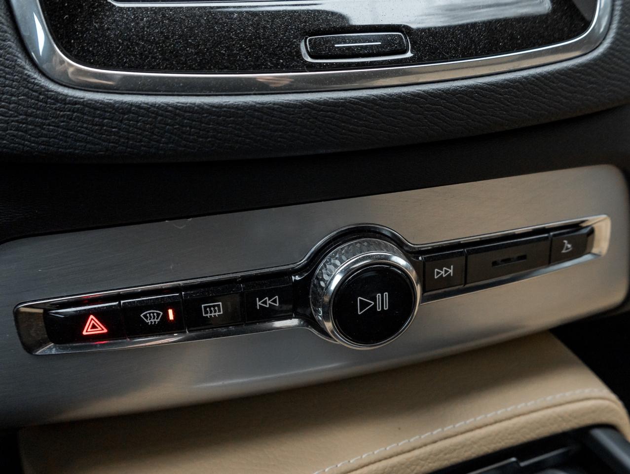 2019 Volvo XC90 T6 AWD Momentum PLUS  TRADE IN  SAFETY CERT Photo