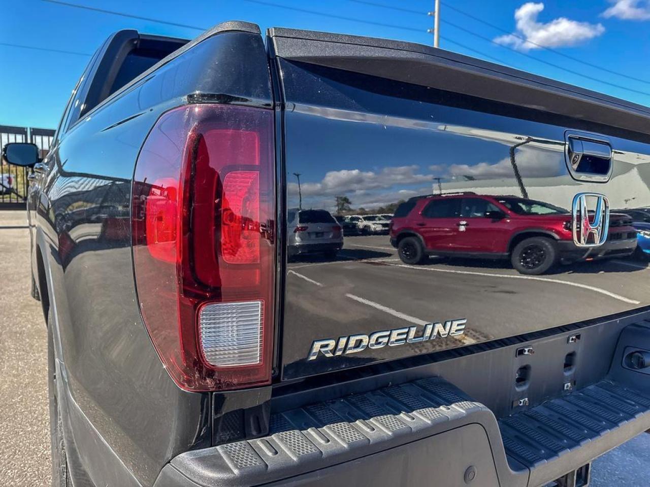 2023 Honda Ridgeline Black Edition Photo