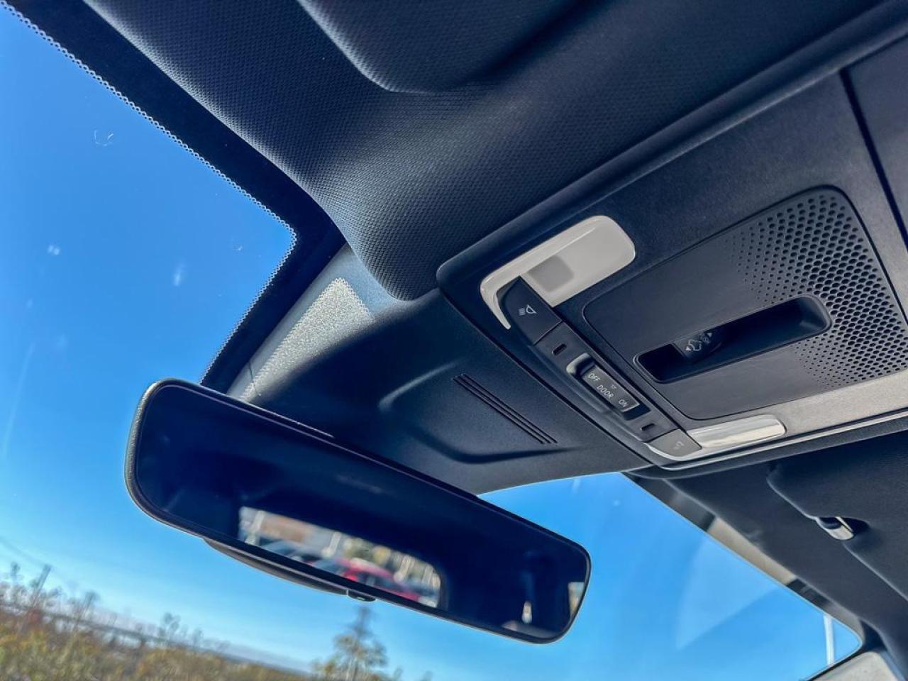 2025 Honda CR-V Hybrid Touring Photo