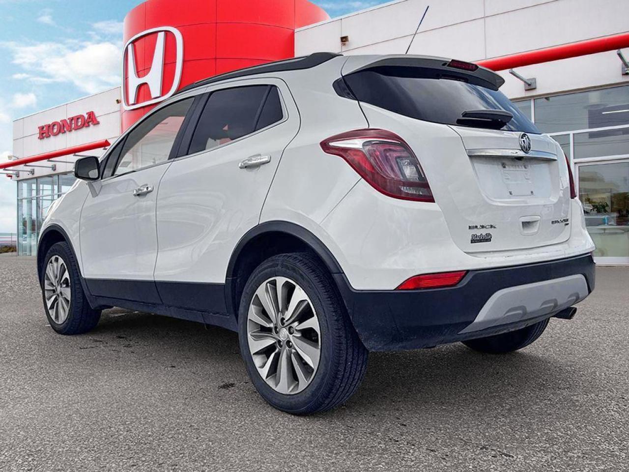 2017 Buick Encore Preferred Photo3