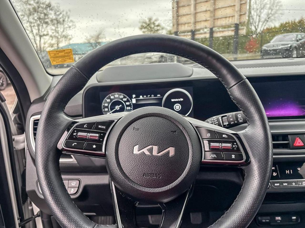 2024 Kia Seltos SX Photo