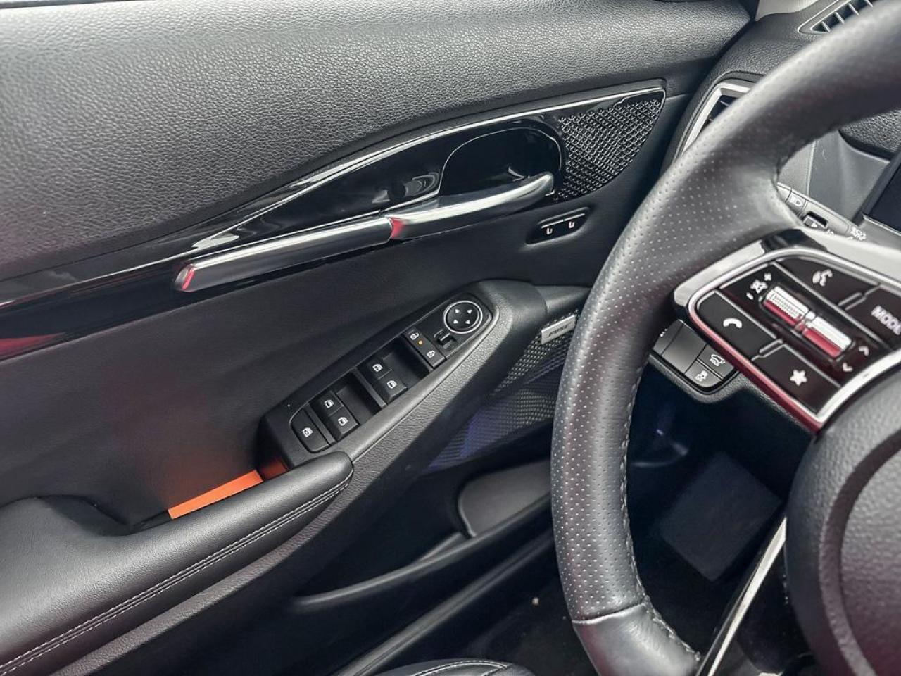 2024 Kia Seltos SX Photo