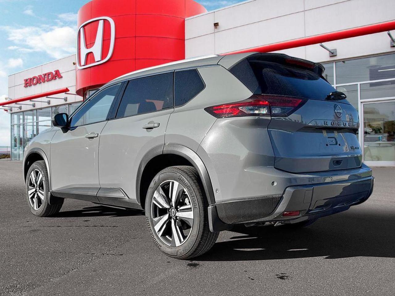 2025 Nissan Rogue SL Photo3