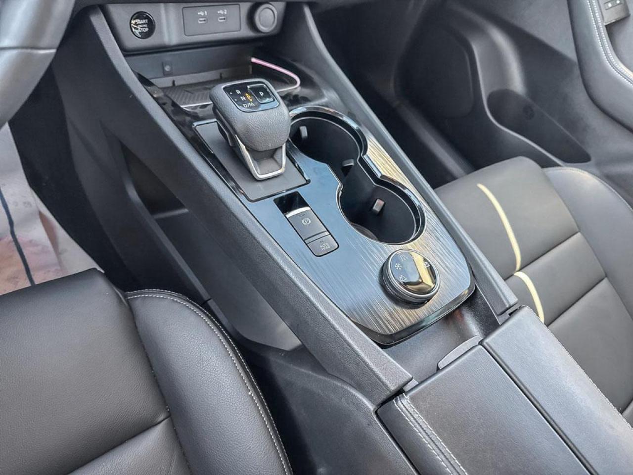 2025 Nissan Rogue SL Photo