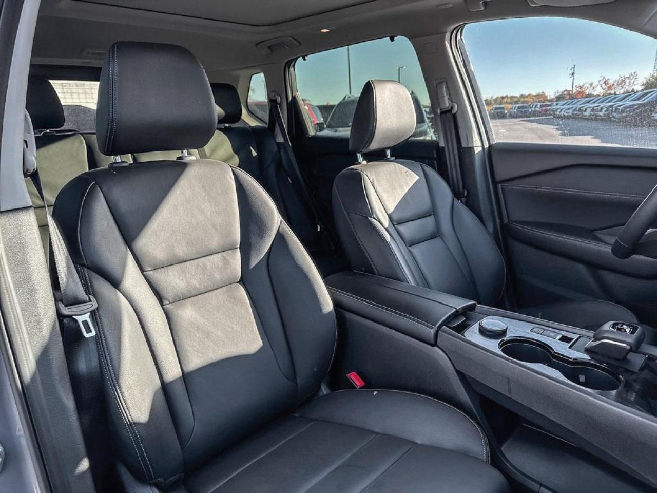 2025 Nissan Rogue SL Photo