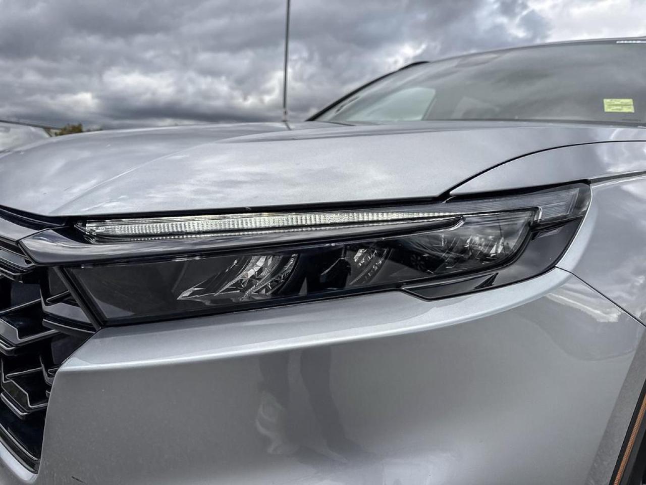 2026 Honda CR-V Hybrid Touring Photo